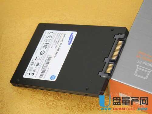 固态硬盘三星 SSD 830 Series SATA III（512GB）背面 